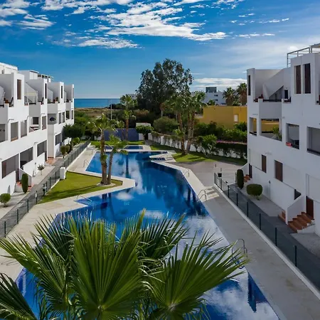 Apartment Paraiso Playa: Beachfront Attic With Private Solarium *
