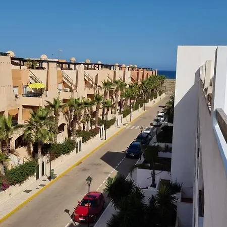Paraiso Playa: Beachfront Attic With Private Solarium *