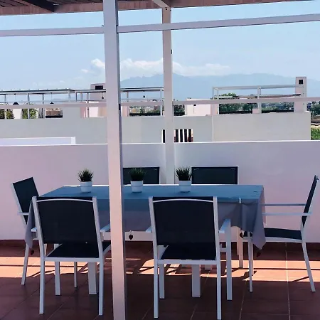 Apartment Paraiso Playa: Beachfront Attic With Private Solarium
