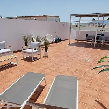 Paraiso Playa: Beachfront Attic With Private Solarium Apartment